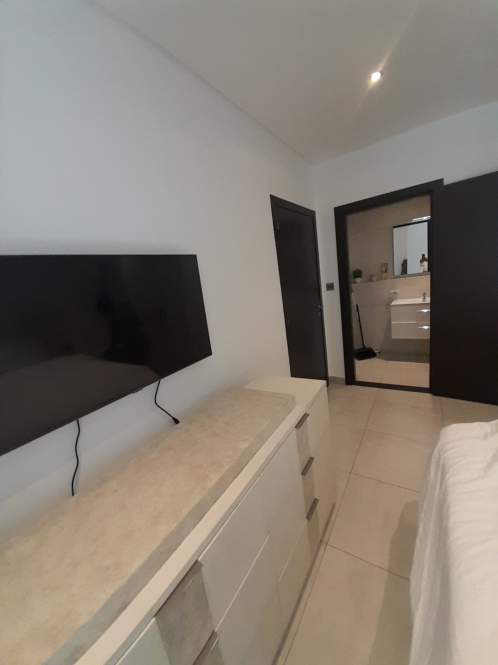 1 Bedroom Fully Furnished For Rent