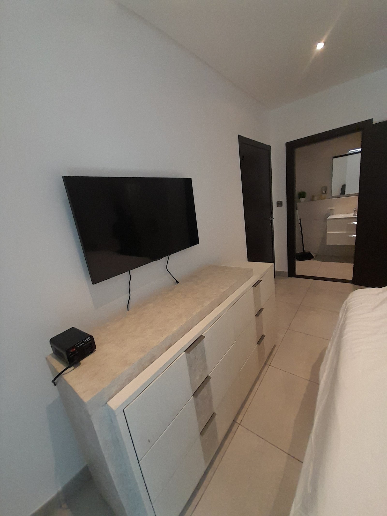 1 Bedroom Fully Furnished For Rent