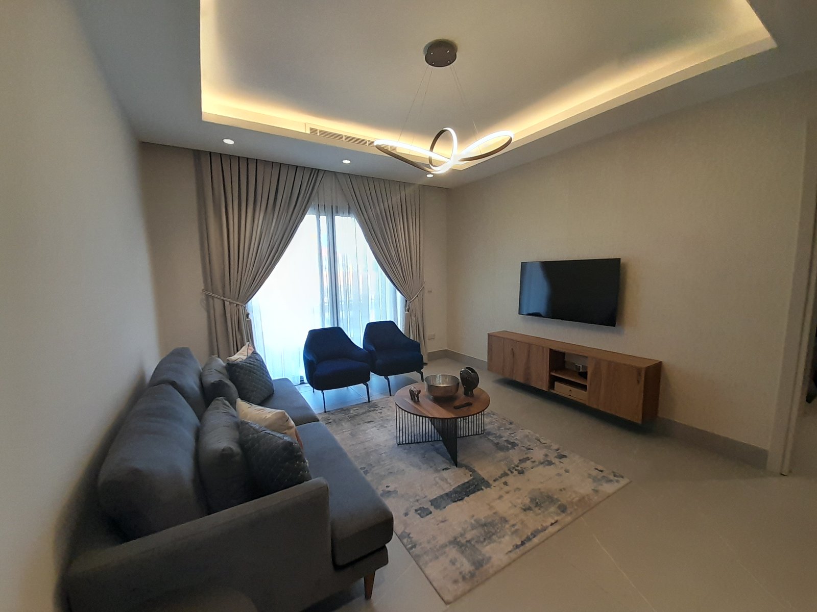 2 Bedroom Fully Furnished Apartment For Rent 