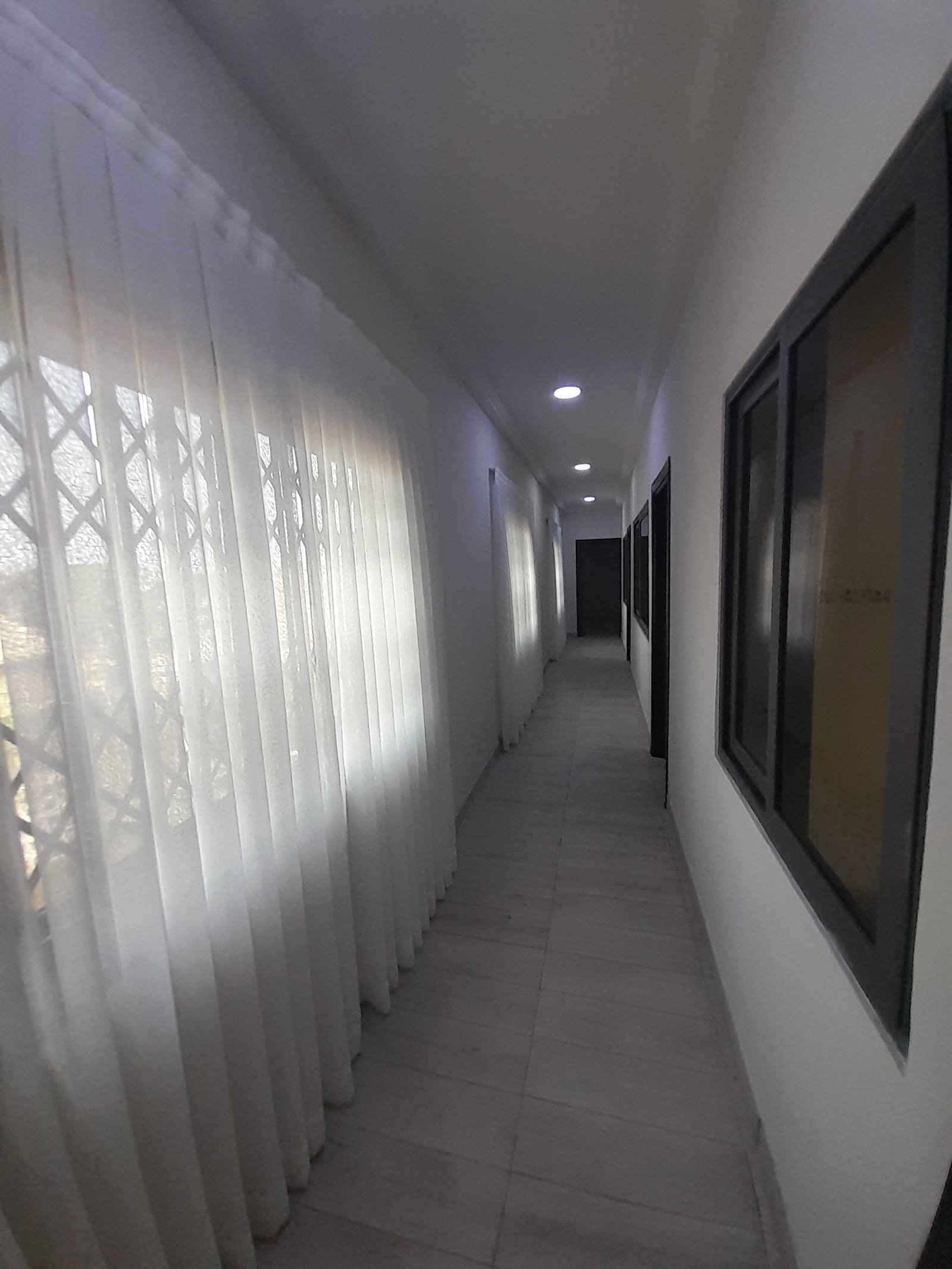 Unfurnished 3 Bedroom Apartment For Rent