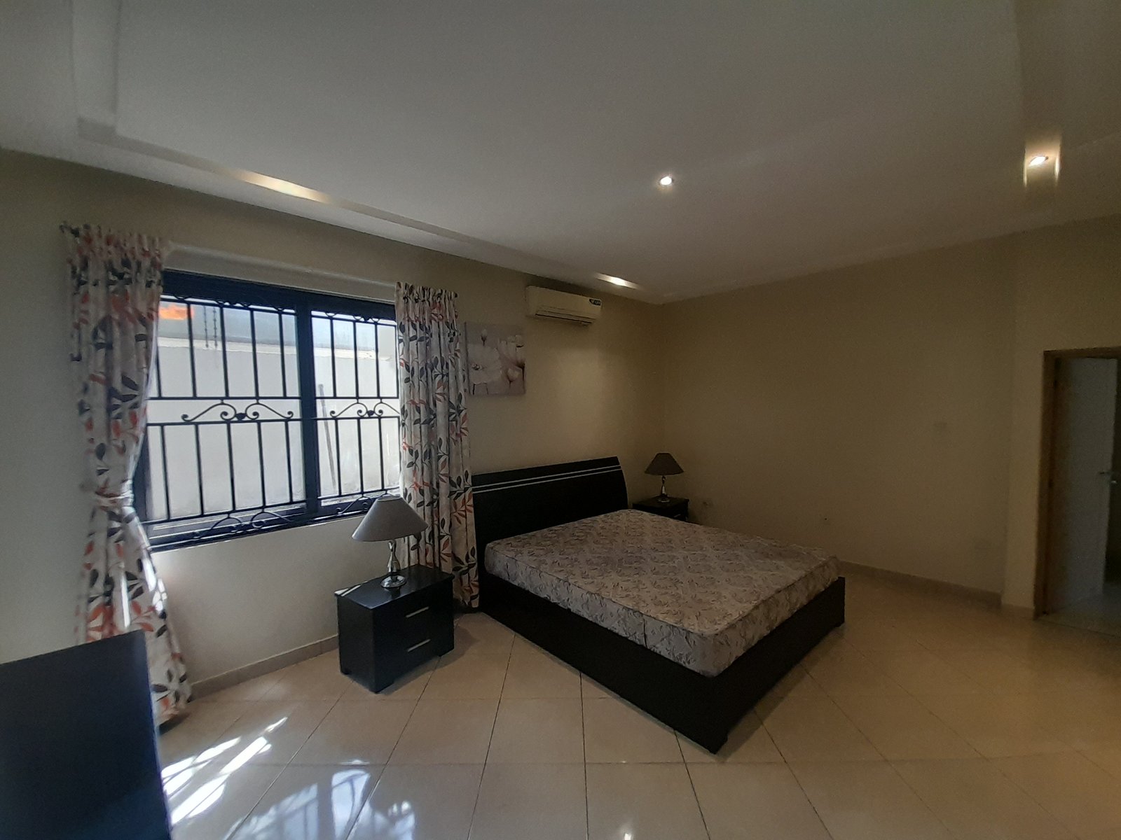 Fully Furnished Semi Detached 2Bedroom House For Rent