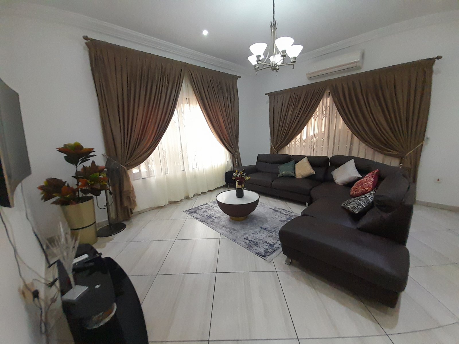 3 Bedroom Fully Furnished Townhouse For Rent 