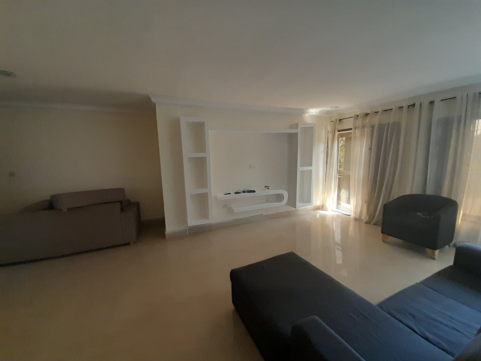 2 Bedroom Fully Furnished For Rent 