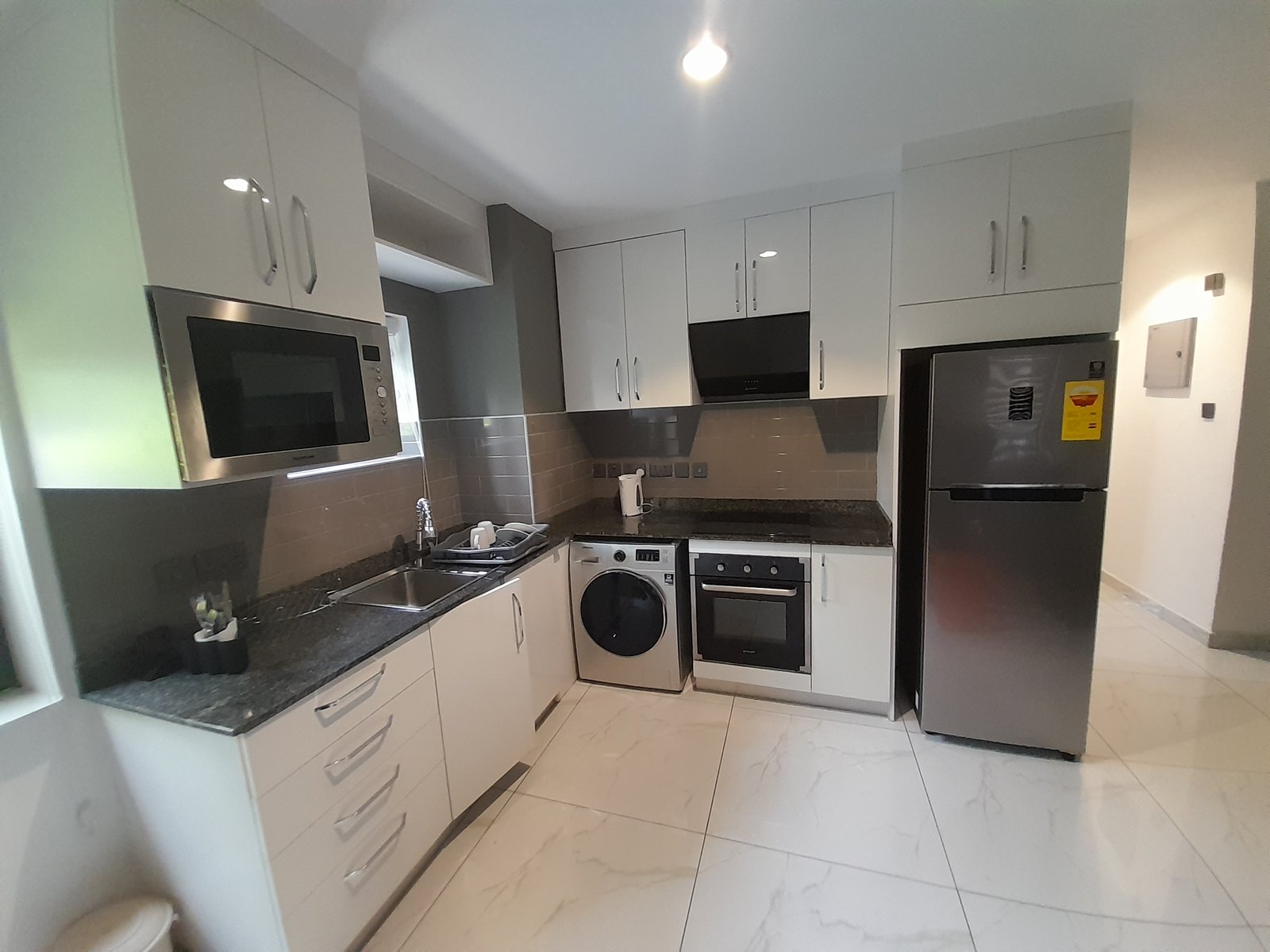Fully Furnished 1Bedroom For Rent At Labone