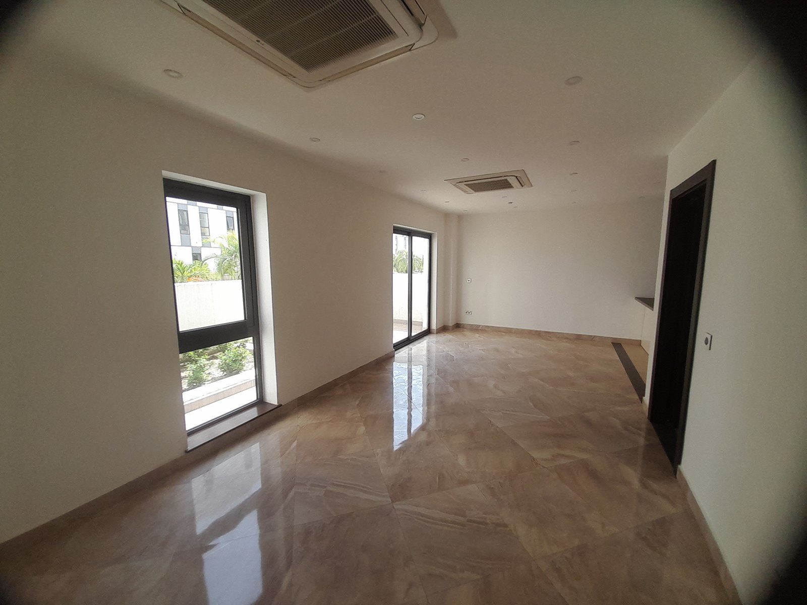 Unfurnished 3 Bedroom Duplex Apartment For Sal