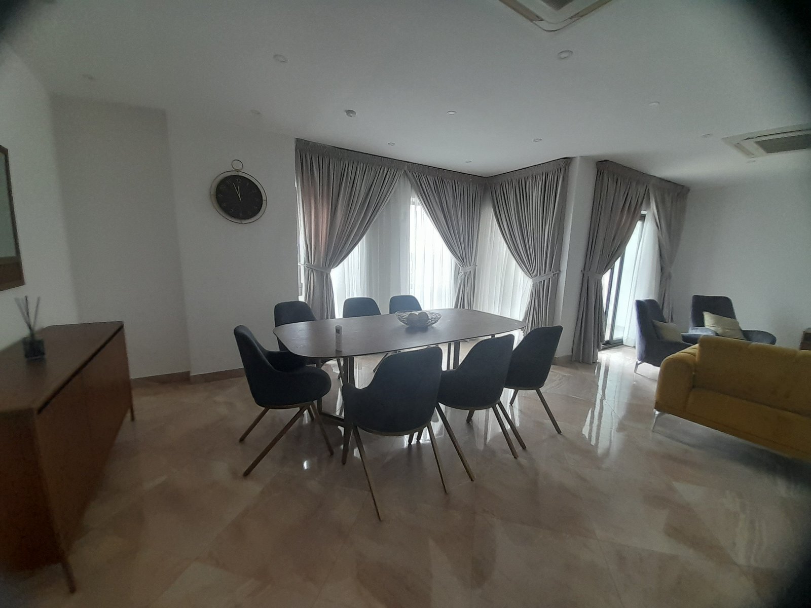 Fully Furnished 3 Bedroom Apartment For Rent